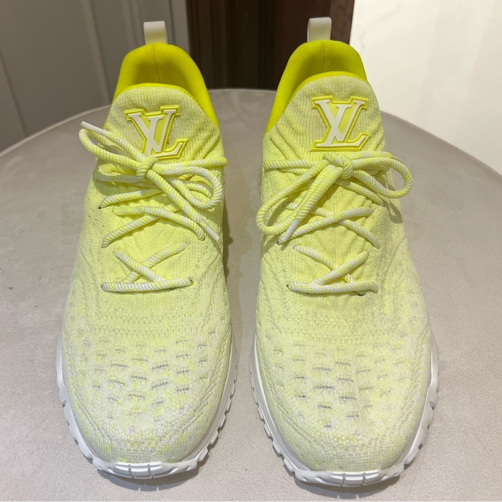 MEN LOUIS VUITTON SNEAKERS
